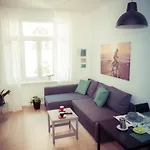 Residence Neverin Luxury Apartments-Private Garage