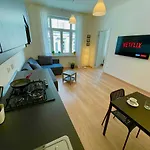 Residence Neverin Luxury Apartments-Private Garage Apartment