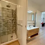 Residence Neverin Luxury Apartments-Private Garage * ترييستي