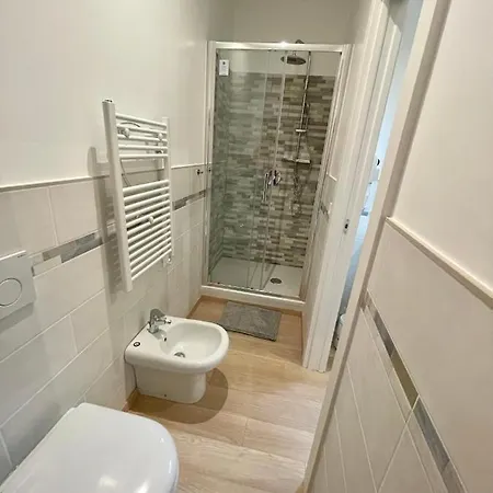 Residence Neverin City Center With Garage Near Piazza Unita & Train Station شقة ترييستي