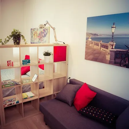 Residence Neverin City Center With Garage Near Piazza Unita & Train Station *