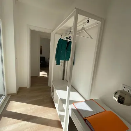 Residence Neverin City Center With Garage Near Piazza Unita & Train Station Trieste