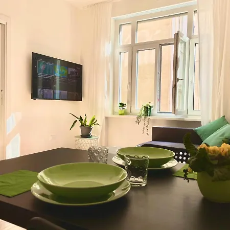 Daire Neverin Luxury Apartments-private Garage Trieste