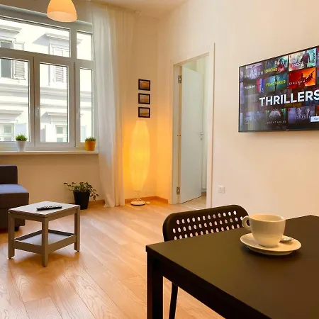 Neverin Luxury Apartments-private Garage Daire Trieste