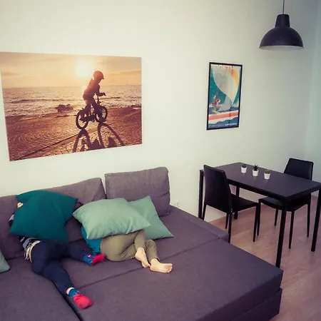 Daire Neverin Luxury Apartments-private Garage *
