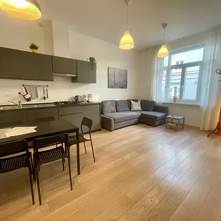 شقة Residence Neverin Luxury Apartments-Private Garage *