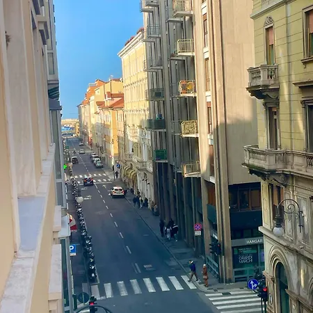 Neverin Luxury Apartments-private Garage Apartment Triest