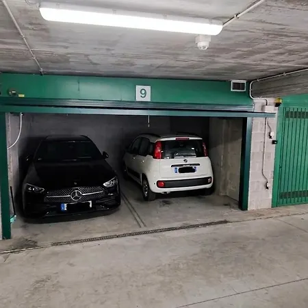 Neverin Luxury Apartments-private Garage Trieste