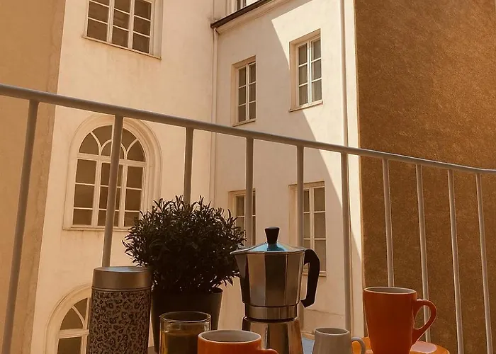 Residence Neverin Luxury-Apartments with Garage- close to Piazza Unità&Train Station * Trieste