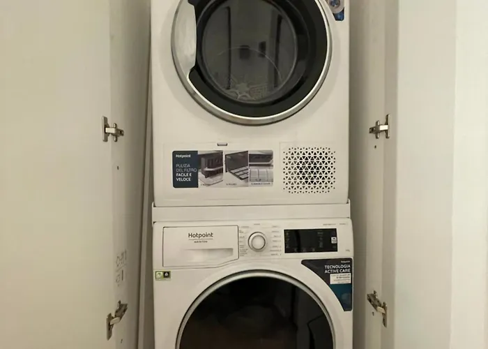 Neverin Center With Garage Near Piazza Unita & Train Station Apartment Trieste